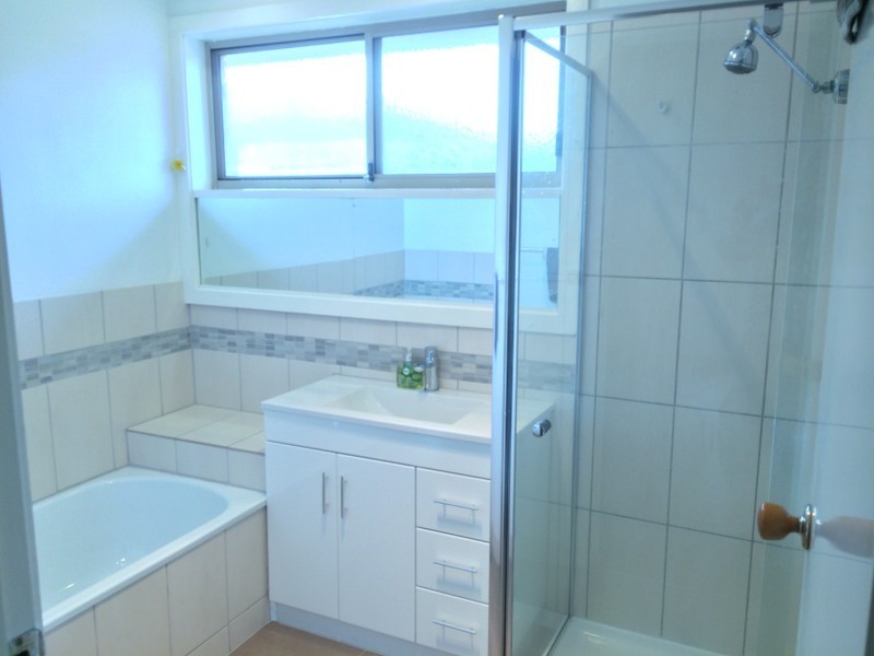 2/10 Roche Court, Chelsea Heights VIC 3196