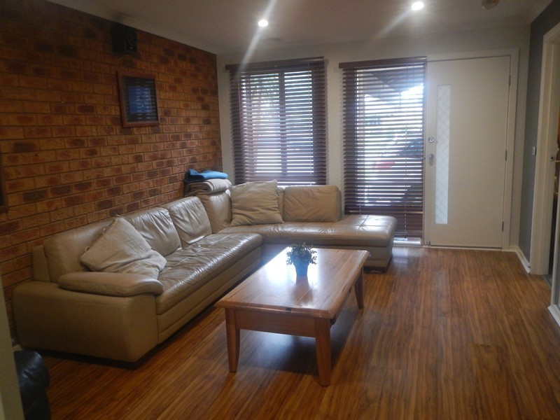 2/10 Roche Court, Chelsea Heights VIC 3196