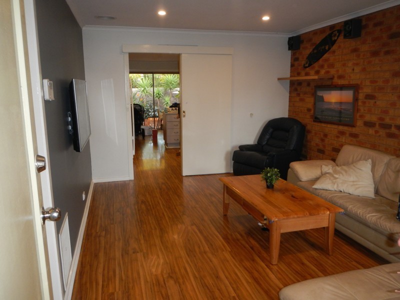 2/10 Roche Court, Chelsea Heights VIC 3196