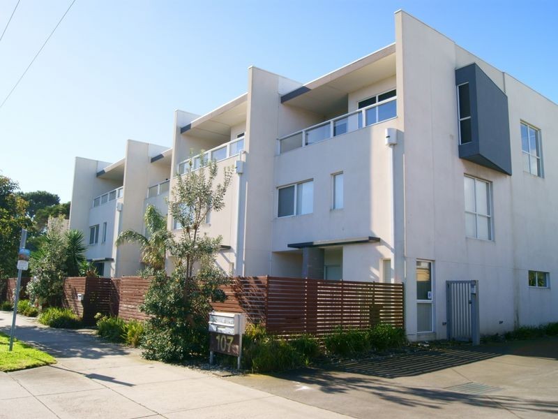 2/107-108 Nepean Highway, Seaford VIC 3198