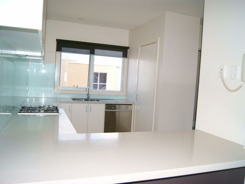 2/107-108 Nepean Highway, Seaford VIC 3198