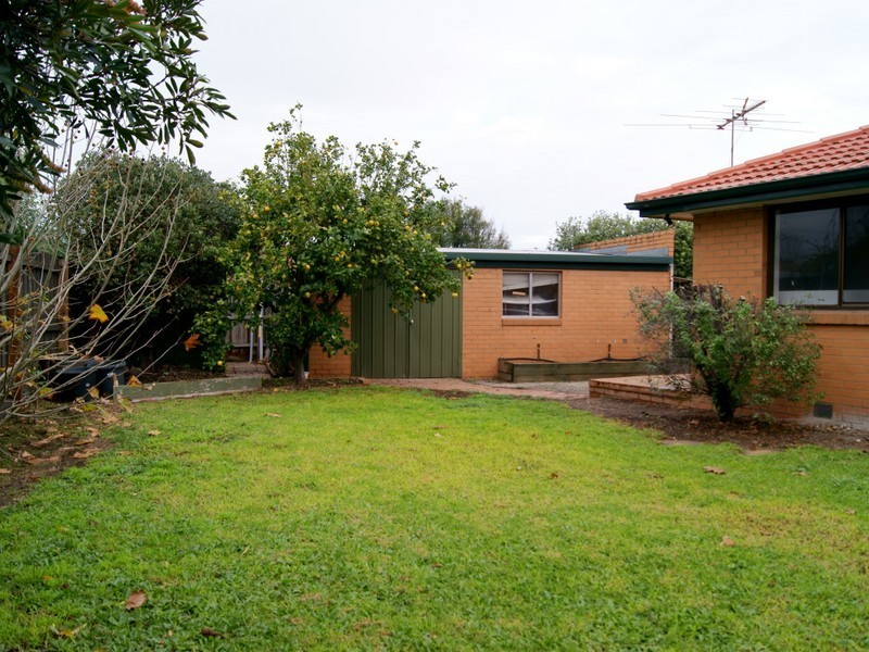 12 Whitby Way, Seaford VIC 3198