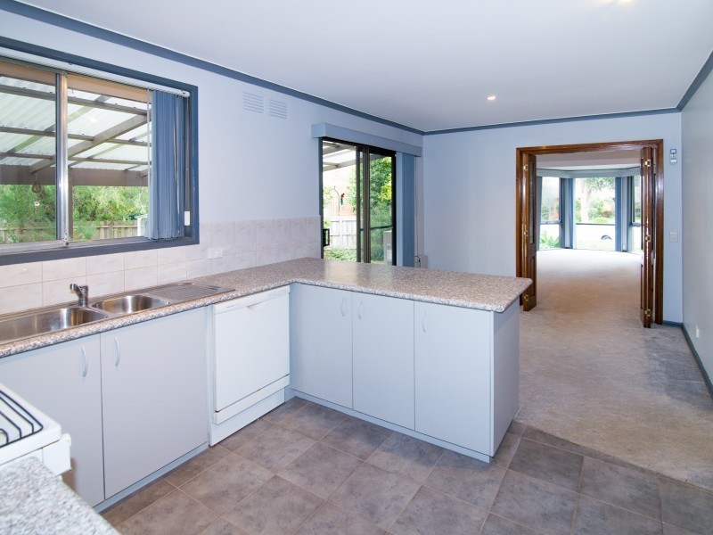 4 Yarla Court, Frankston VIC 3199