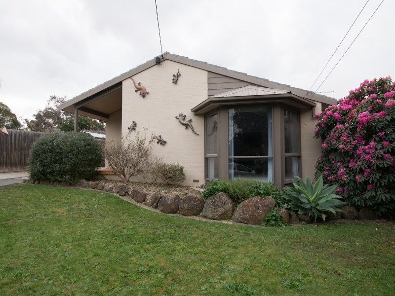 4 Yarla Court, Frankston VIC 3199