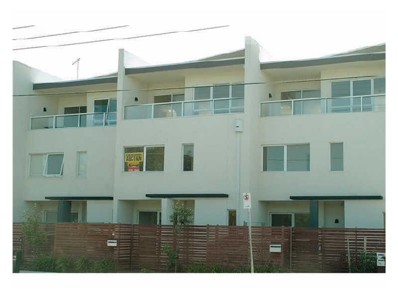 4/107 Nepean Highway, Seaford VIC 3198