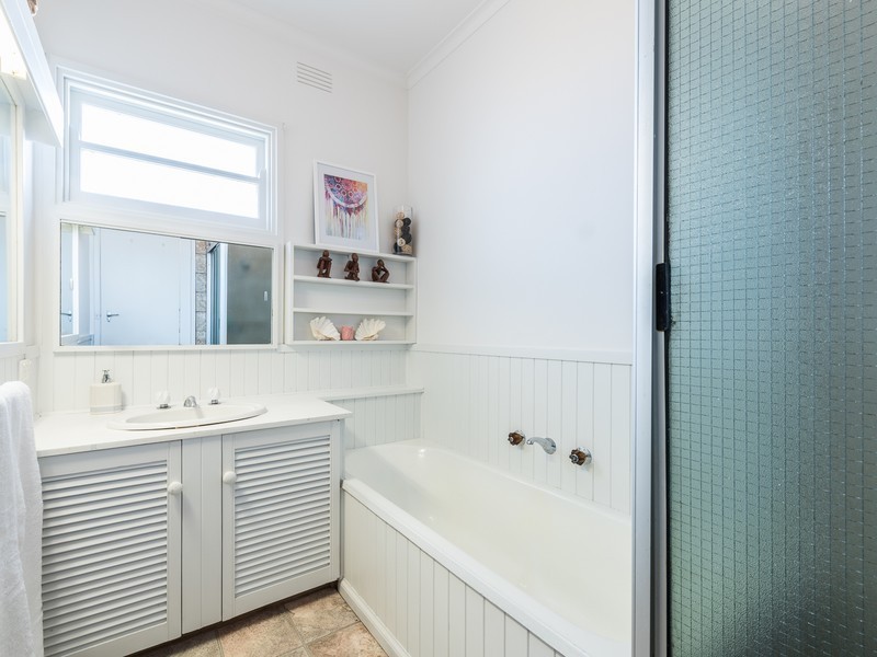 14 Marina Avenue, Frankston VIC 3199