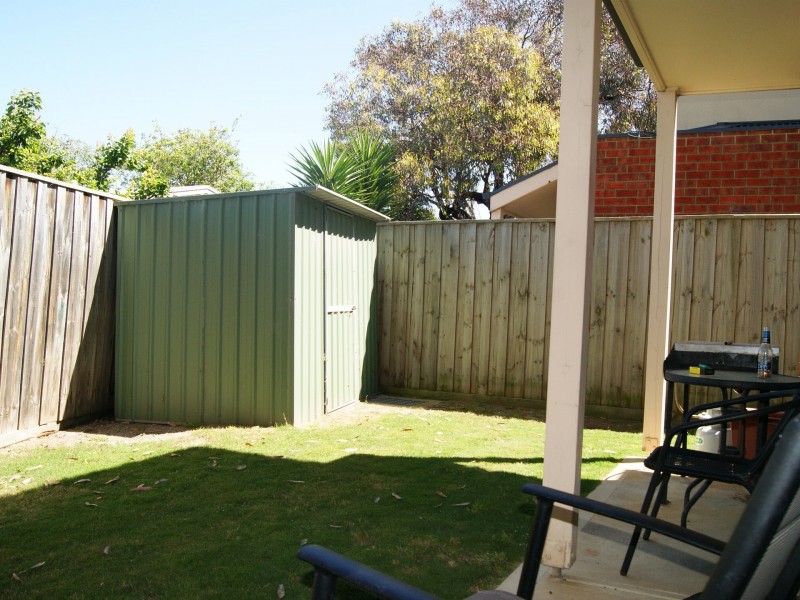 16D Kelvin Avenue, Seaford VIC 3198