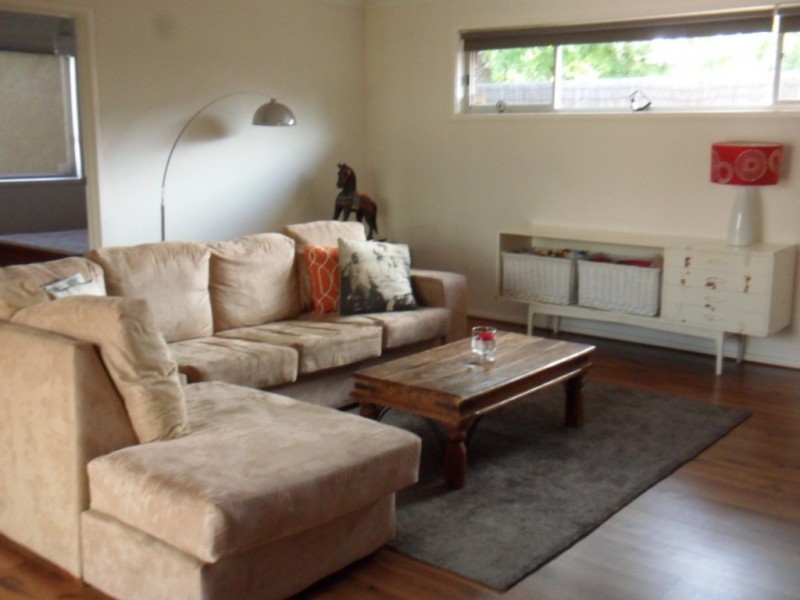 12 Hummerstone Road, Seaford VIC 3198