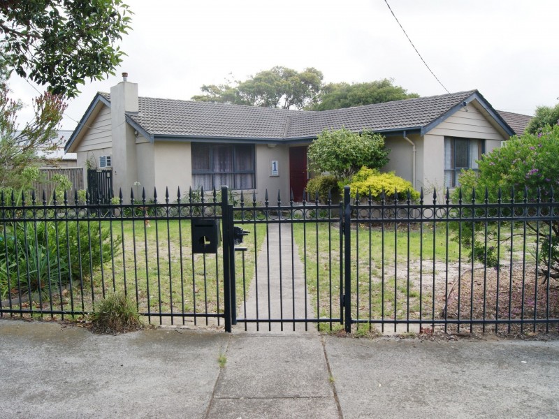 1 Selsey Street, Seaford VIC 3198