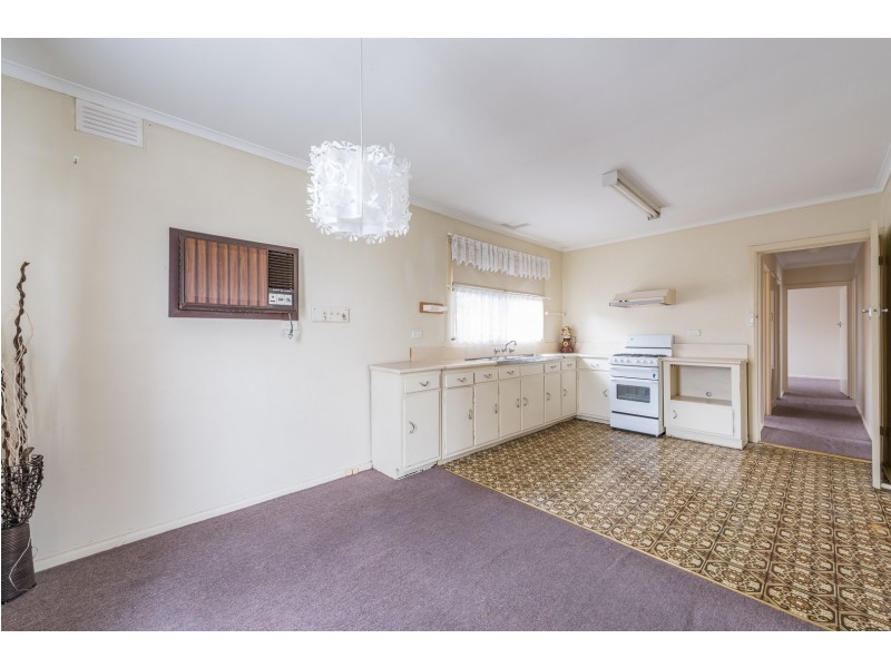 14 Hodges Street, Seaford VIC 3198