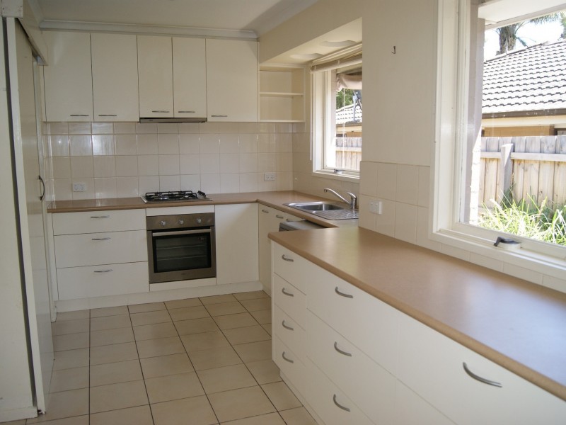 18 Elisdon Drive, Seaford VIC 3198