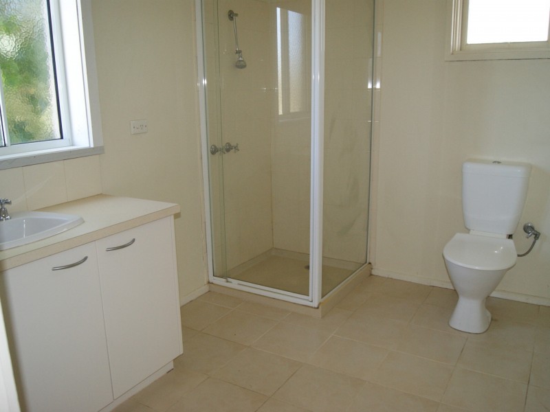 18 Elisdon Drive, Seaford VIC 3198