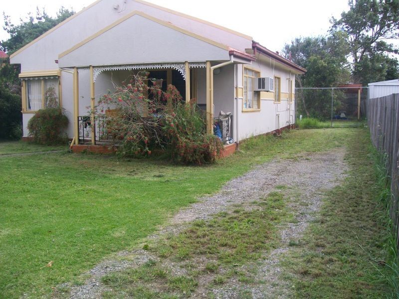 13 Robinsons Road, Seaford VIC 3198