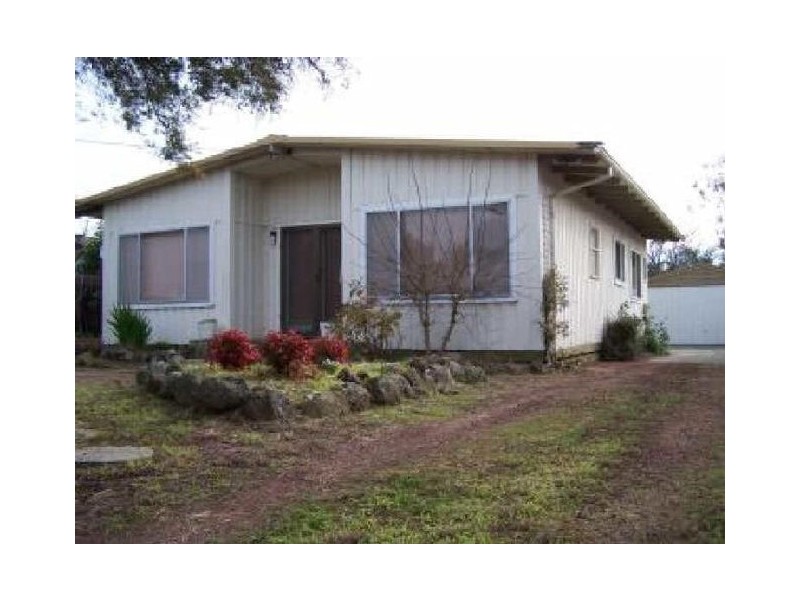 11 Armstrongs Road, Seaford VIC 3198