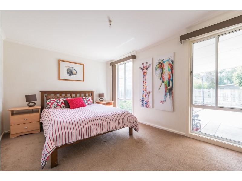 12 Wynnstay Road, Seaford VIC 3198