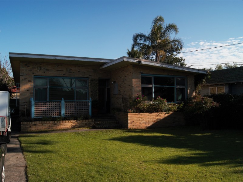 4 Rosslyn Avenue, Seaford VIC 3198