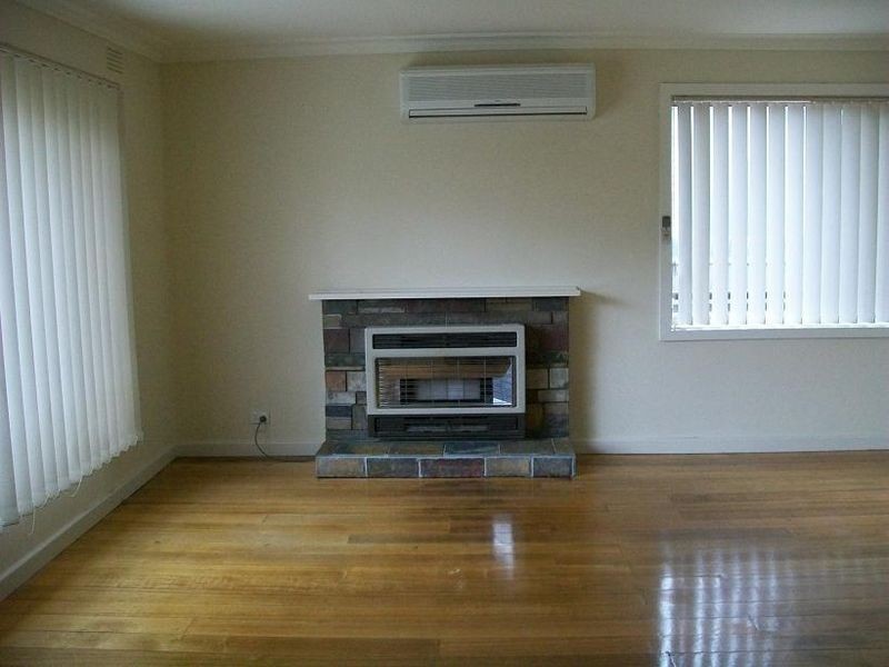 Front/24 Eel Race Road, Seaford VIC 3198