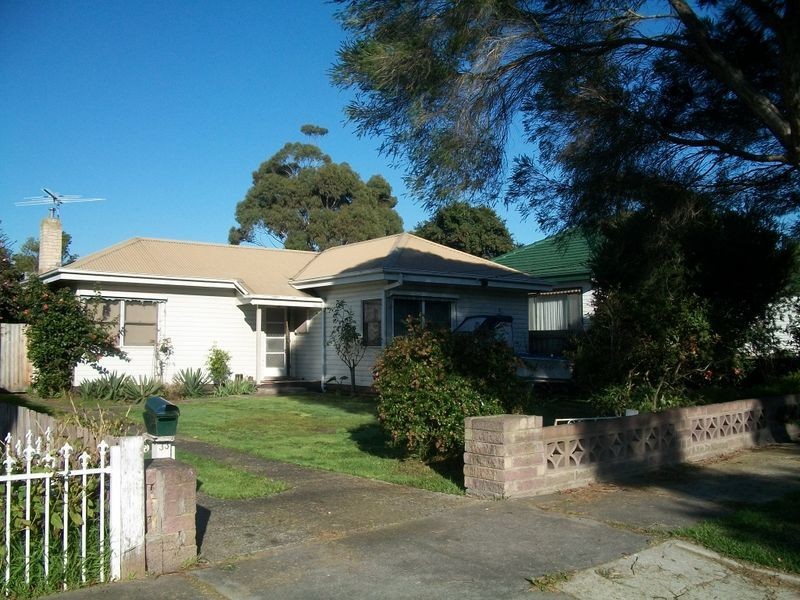 33 McKenzie Street, Seaford VIC 3198