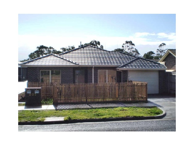 1/205 Austin Road, Seaford VIC 3198