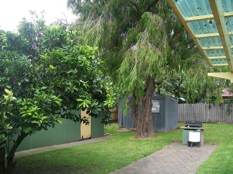 9 Chicquita Avenue, Seaford VIC 3198