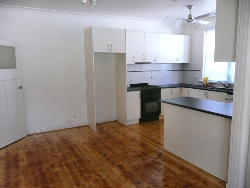 102 Kananook Avenue, Seaford VIC 3198