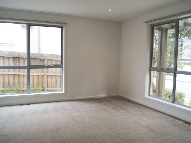 67a Kananook Avenue, Seaford VIC 3198