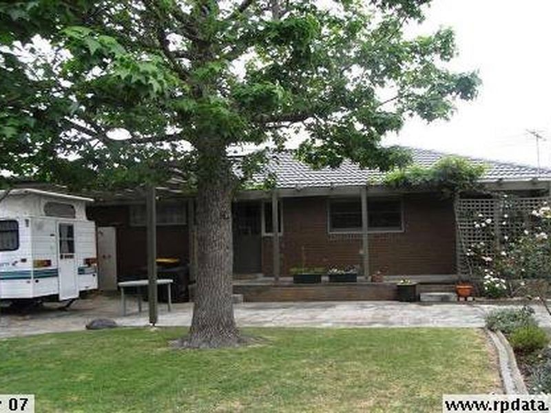 1 Arthur Street, Seaford VIC 3198