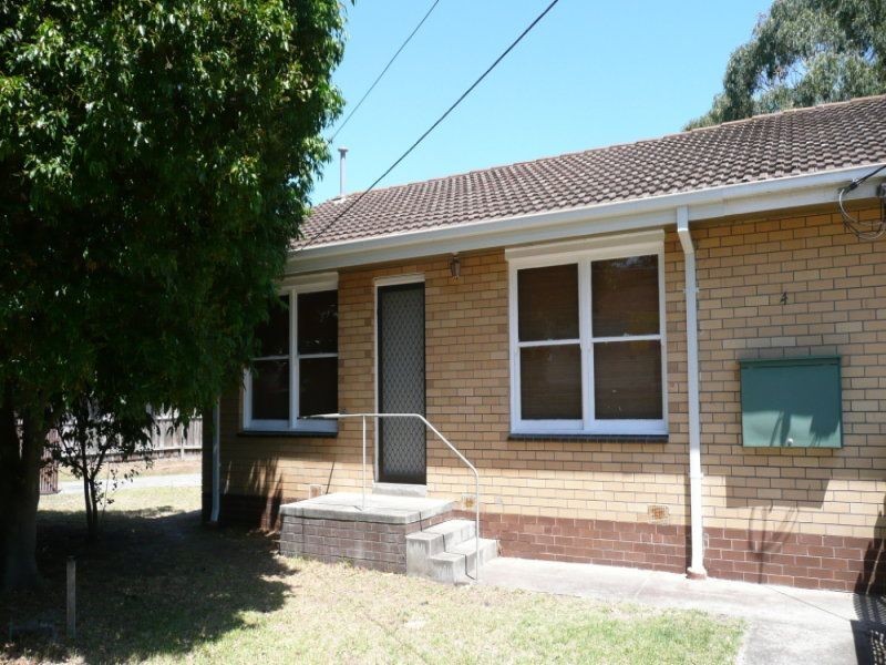 2/4 McCulloch Avenue, Seaford VIC 3198