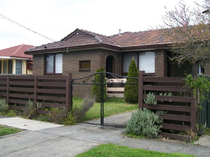 36 Birdwood Street, Frankston VIC 3199