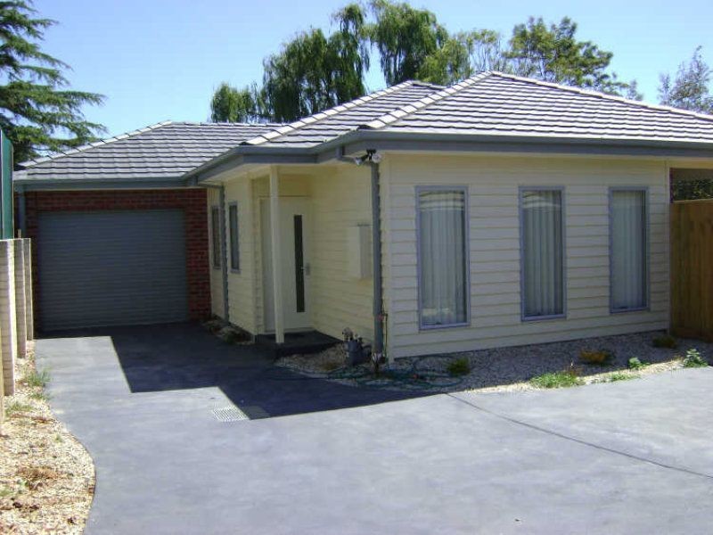 2/30 Fourth Avenue, Chelsea Heights VIC 3196