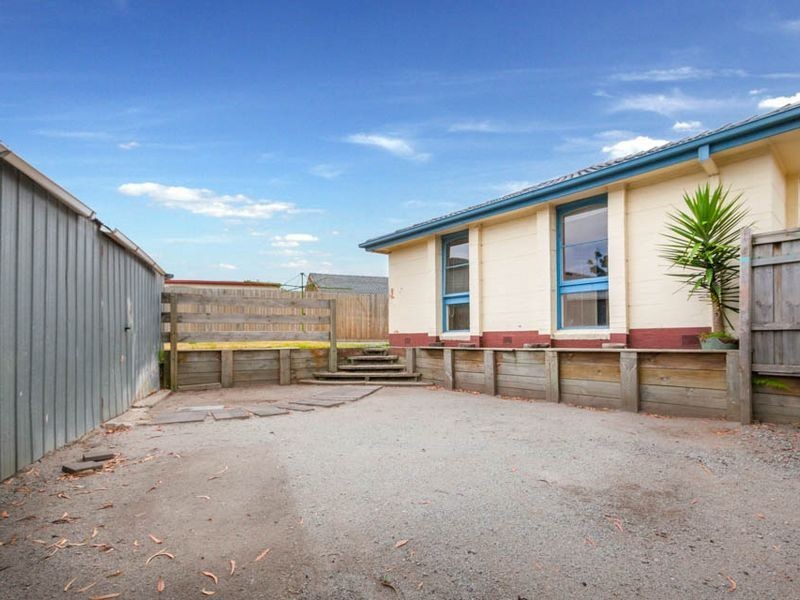 8 Kinsale Street, Seaford VIC 3198