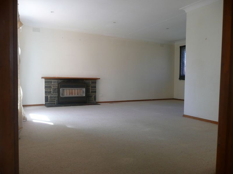 6 Selsey Street, Seaford VIC 3198