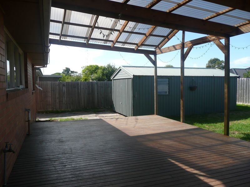 6 Selsey Street, Seaford VIC 3198