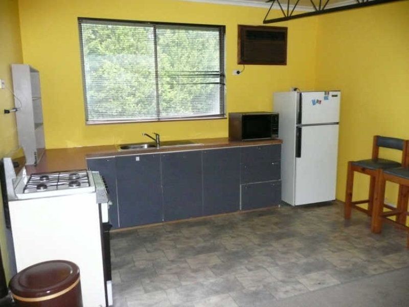 Rear/7 Nabilla Avenue, Seaford VIC 3198