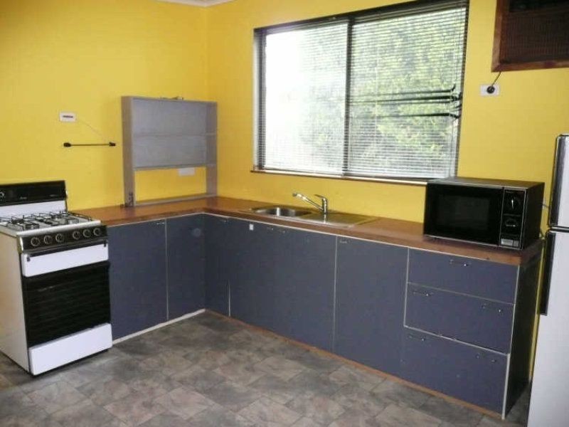 Rear/7 Nabilla Avenue, Seaford VIC 3198