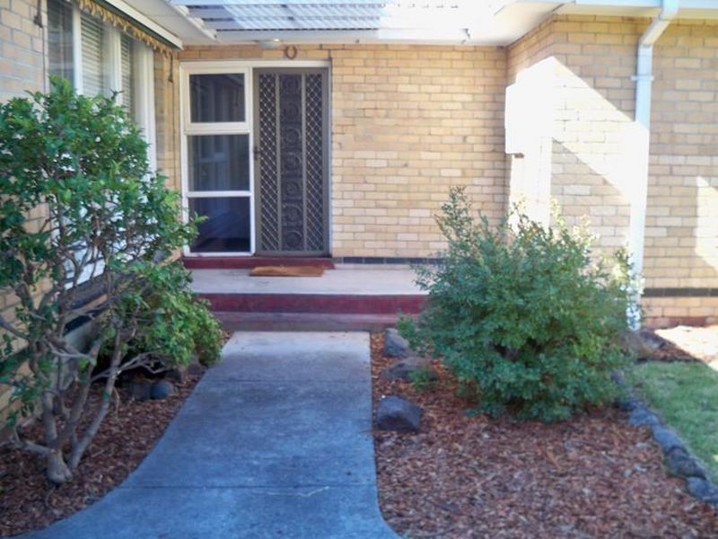 54 Railway Parade, Seaford VIC 3198
