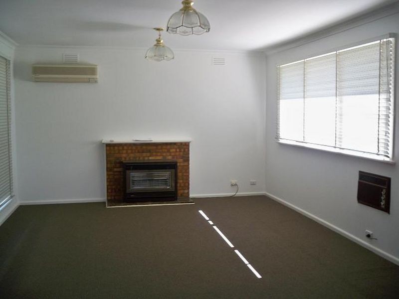54 Railway Parade, Seaford VIC 3198