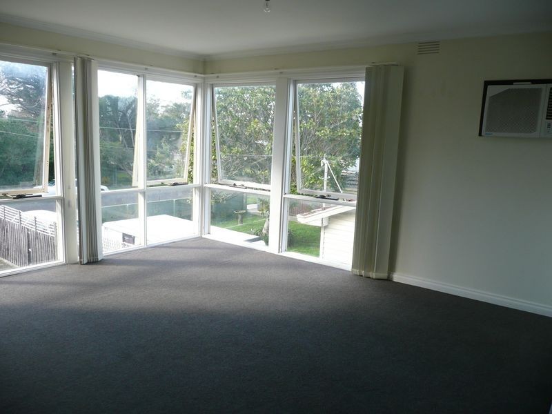 2/4 James Street, Seaford VIC 3198