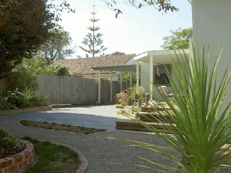 94 Kirkwood Avenue, Seaford VIC 3198