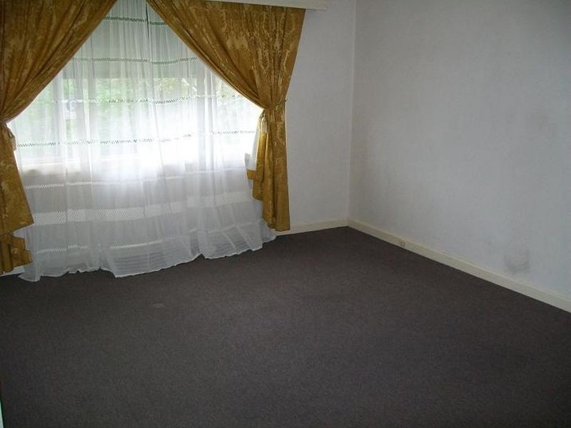 77 Nepean Highway, Seaford VIC 3198