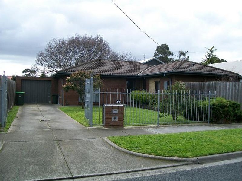 99 Austin Road, Seaford VIC 3198