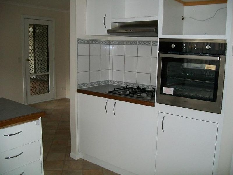 49 Centenary Street, Seaford VIC 3198