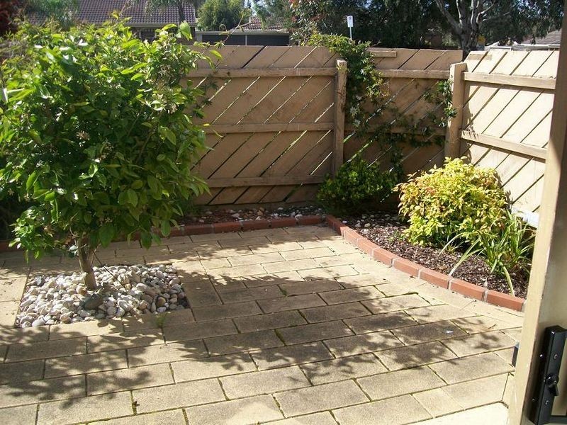 2/20 Gladesville Boulevard, Patterson Lakes VIC 3197