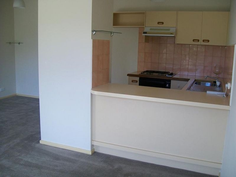 2/20 Gladesville Boulevard, Patterson Lakes VIC 3197