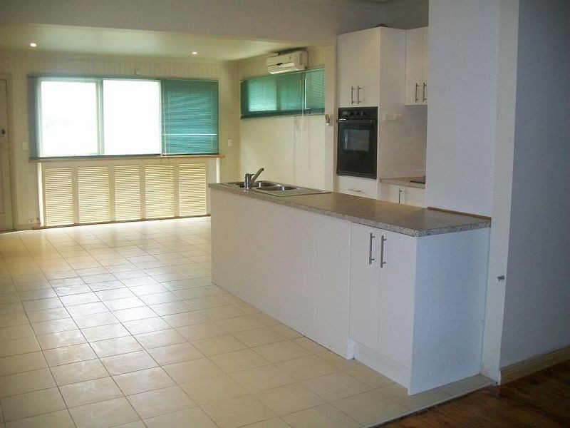 1 Cricklewood Aveue, Frankston VIC 3199