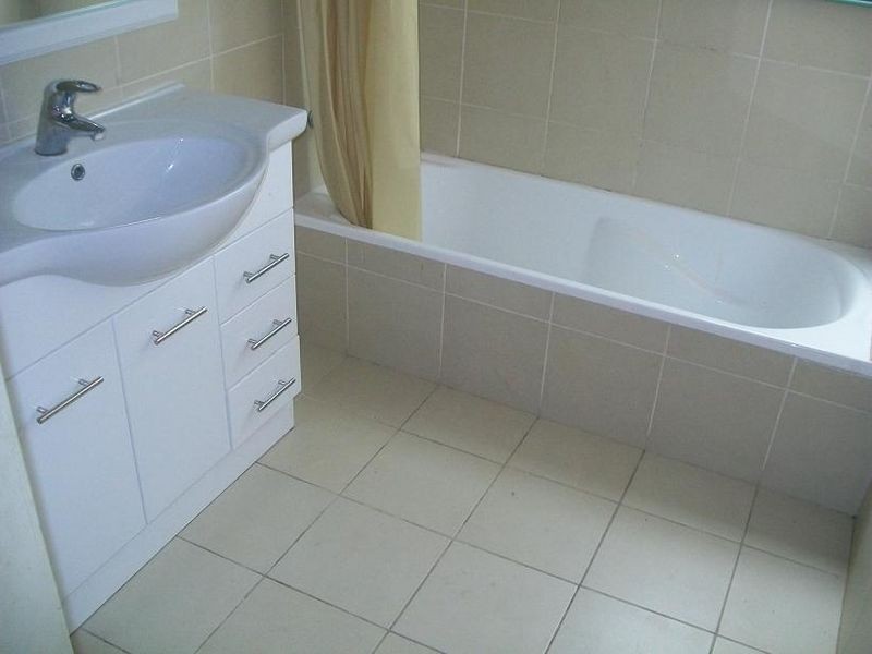 1 Cricklewood Aveue, Frankston VIC 3199