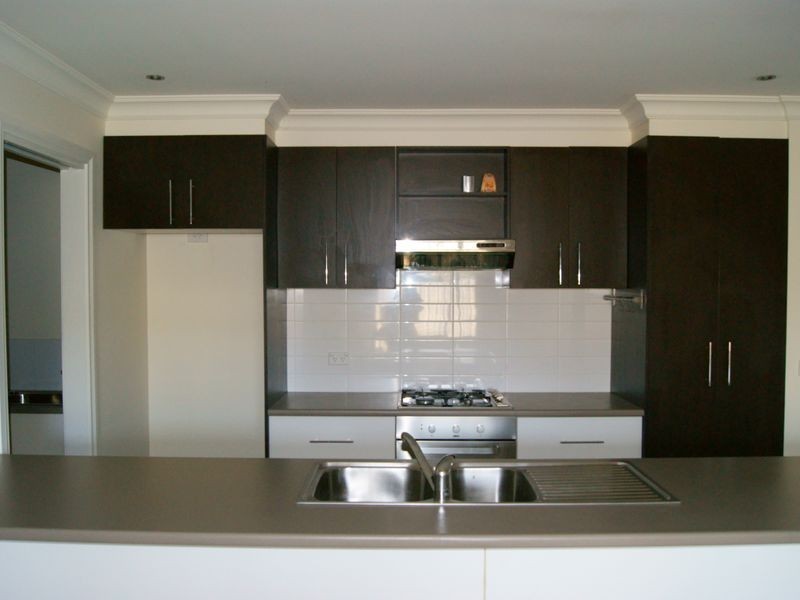 2/10 Fellowes Street, Seaford VIC 3198