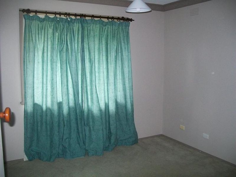 18 Denbigh Road, Seaford VIC 3198