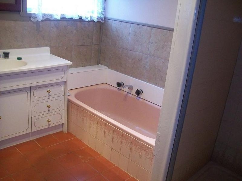 18 Denbigh Road, Seaford VIC 3198