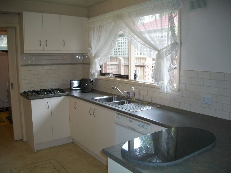 33 Carrington Court, Seaford VIC 3198